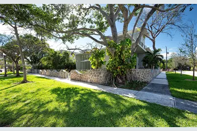 2100 S Miami Ave, Miami, FL 33129 - Photo 3