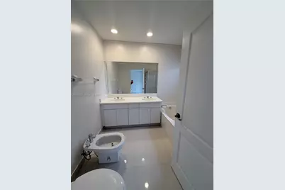 10138 SW 161st Ave, Miami, FL 33196 - Photo 33
