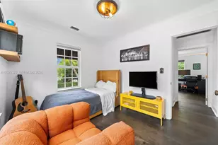 646 NE 81st St, Miami, FL 33138 - Photo 35