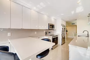 19707 Turnberry Way, Aventura, FL 33180 - Photo 7