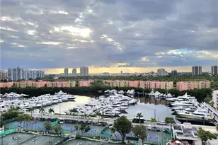 19707 Turnberry Way, Aventura, FL 33180 - Photo 35