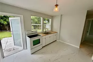 3021 NE 21st Terrace, Fort Lauderdale, FL 33306 - Photo 3