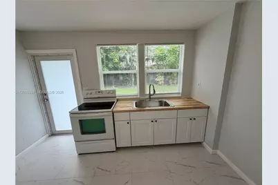 3021 NE 21st Ter #1, Fort Lauderdale, FL 33306 - Photo 13