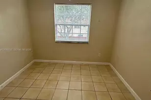 1388 NE 33rd Ave, Homestead, FL 33033 - Photo 5