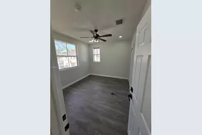 1661 SE 29th Ct #209, Homestead, FL 33035 - Photo 9