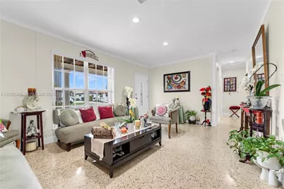 884 W 72nd Pl, Hialeah, FL 33014 - Photo 25