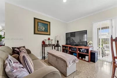 884 W 72nd Pl, Hialeah, FL 33014 - Photo 33