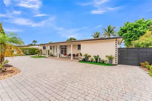 884 W 72nd Pl, Hialeah, FL 33014 - Photo 11