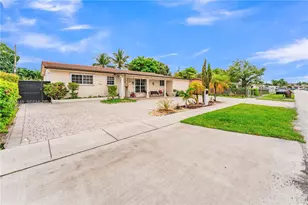 884 W 72nd Pl, Hialeah, FL 33014 - Photo 17