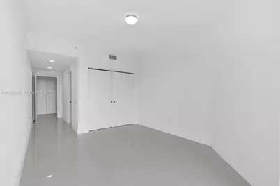 17111 Biscayne Bl #506, North Miami Beach, FL 33160 - Photo 33