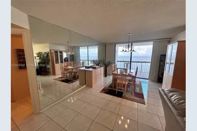 2333 Brickell Ave #1402, Miami, FL 33129 - Photo 3