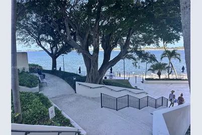 2333 Brickell Ave #1402, Miami, FL 33129 - Photo 13