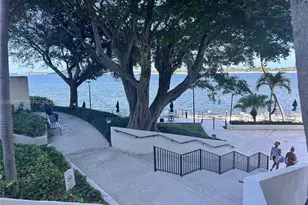 2333 Brickell Ave, Miami, FL 33129 - Photo 13