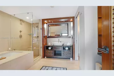 6801 Collins Ave #315, Miami Beach, FL 33141 - Photo 23