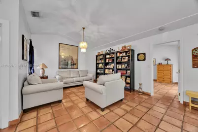 10344 SW 141st Ct, Miami, FL 33186 - Photo 9
