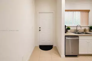 3856 SW 48th Ave, Hollywood, FL 33023 - Photo 5