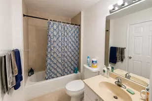 3856 SW 48th Ave, Hollywood, FL 33023 - Photo 11