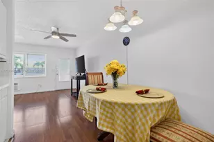 820 SW 11th Ave, Hallandale Beach, FL 33009 - Photo 19