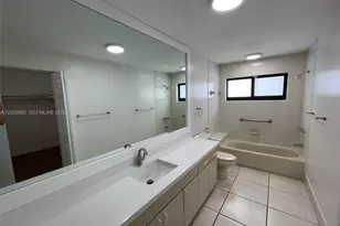 1727 SW 136th Pl, Miami, FL 33175 - Photo 11