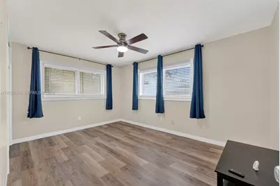 4780 NE 8th Ter, Oakland Park, FL 33334 - Photo 9