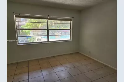 241 SE 9th Ave #103, Pompano Beach, FL 33060 - Photo 5