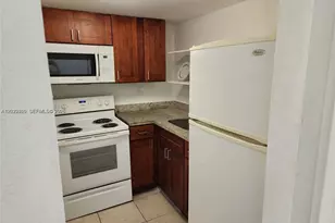 241 SE 9th Ave, Pompano Beach, FL 33060 - Photo 3