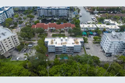 16518 NE 26th Ave #202, North Miami Beach, FL 33160 - Photo 25