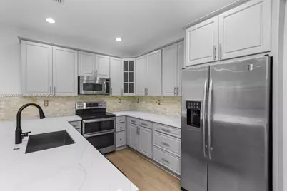 [Address not provided], Homestead, FL 33035 - Photo 9
