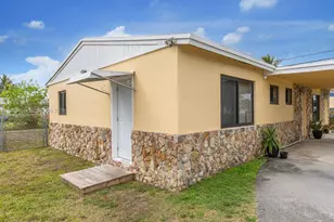 6200 SW 18th St, North Lauderdale, FL 33068 - Photo 7