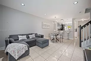 20831 NW 3rd Ct, Pembroke Pines, FL 33029 - Photo 7
