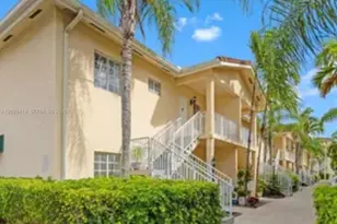 6972 NW 179th St, Hialeah, FL 33015 - Photo 1