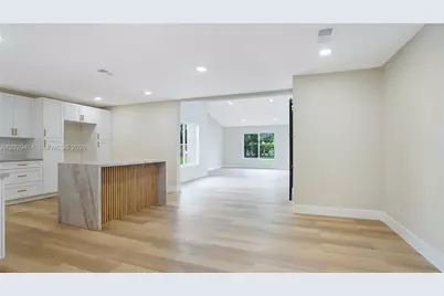 9661 NW 44th Ct, Sunrise, FL 33351 - Photo 17