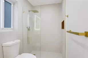 9661 NW 44th Ct, Sunrise, FL 33351 - Photo 35