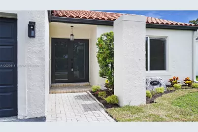 9661 NW 44th Ct, Sunrise, FL 33351 - Photo 5
