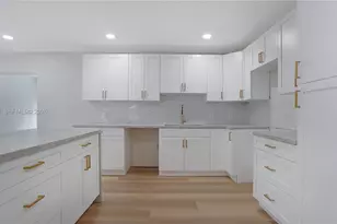 9661 NW 44th Ct, Sunrise, FL 33351 - Photo 15