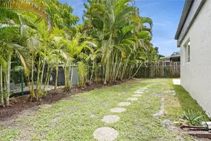 9661 NW 44th Ct, Sunrise, FL 33351 - Photo 39