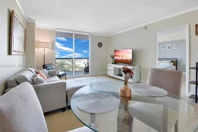 1800 N Bayshore Dr #2308, Miami, FL 33132 - Photo 3