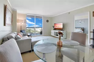 1800 N Bayshore Dr, Miami, FL 33132 - Photo 3