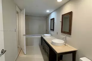 475 Brickell Ave, Miami, FL 33131 - Photo 13