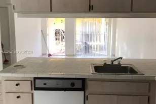 15401 SW 81st Cir Ln, Miami, FL 33193 - Photo 3
