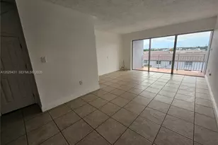 9375 Fontainebleau Blvd, Miami, FL 33172 - Photo 3
