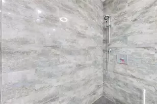 16424 Briar Patch Pl, Miami Lakes, FL 33014 - Photo 15