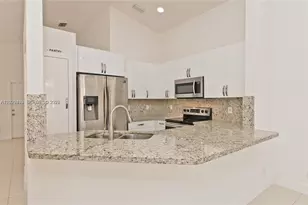 889 Sand Creek Cir, Weston, FL 33327 - Photo 11