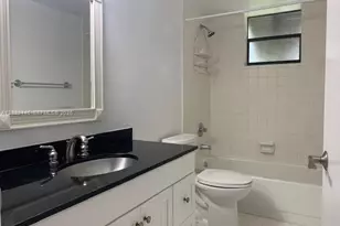 7915 SW 86th St, Miami, FL 33143 - Photo 9
