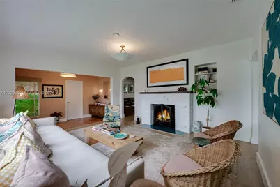 4345 SW 13th St, Miami, FL 33134 - Photo 9