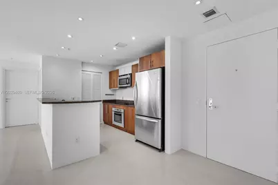 300 S Biscayne Blvd #T-3702, Miami, FL 33131 - Photo 3