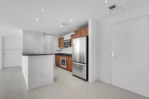 300 S Biscayne Blvd, Miami, FL 33131 - Photo 3