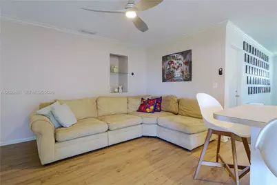 7940 NW 9th St, Margate, FL 33063 - Photo 9