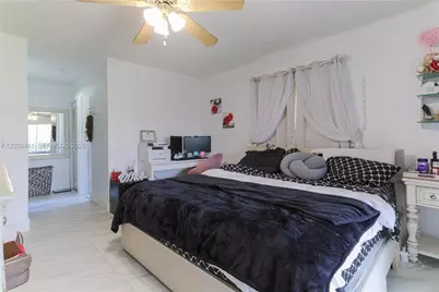 7940 NW 9th St, Margate, FL 33063 - Photo 17