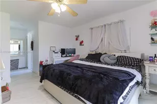7940 NW 9th St, Margate, FL 33063 - Photo 17